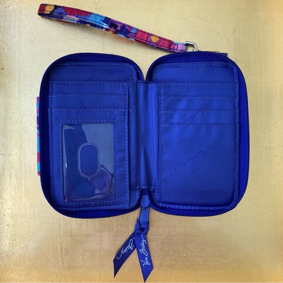 Vera Bradley Wristlet - Picture 3 of 12